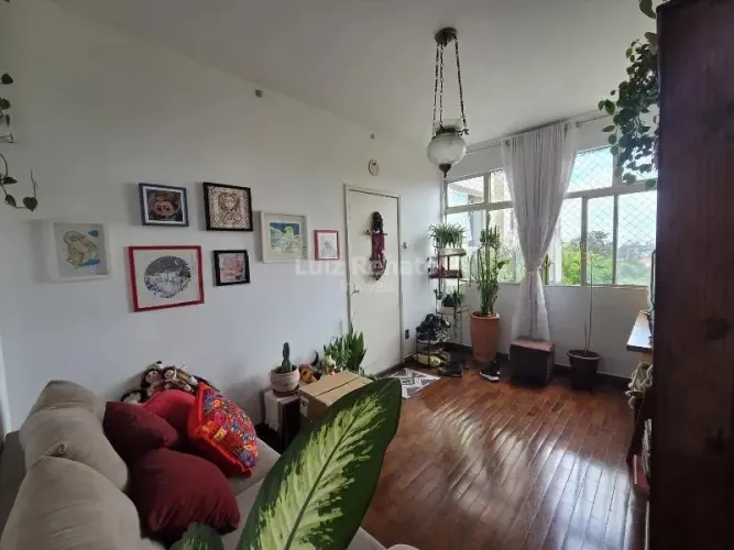Apartamento à venda no bairro Colégio Batista