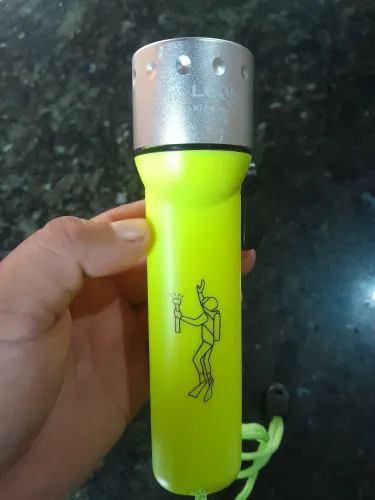 Lanterna para mergulho 
