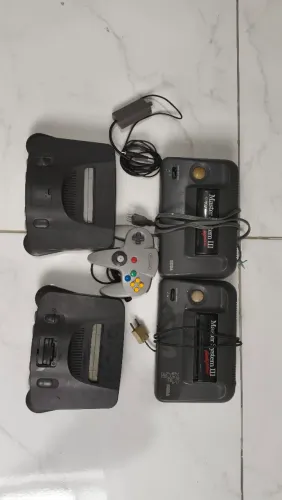 Lote 02 Nintendo 64 + 02 Master System III