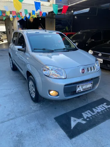 Fiat Uno Vivace Celeb. 1.0 EVO F.flex 8V 5P 2014