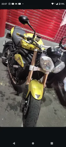 Triumph speed triple 2013 impecável