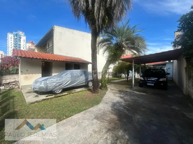 Lote à venda em Balneário, Florianópolis por R$ 2 mi