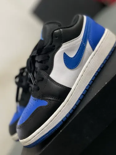 Tênis: Air Jordan 1 Low (GS) 