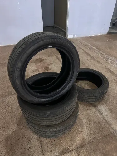 Pneus Bridgestone 225/50 R17 Turanza