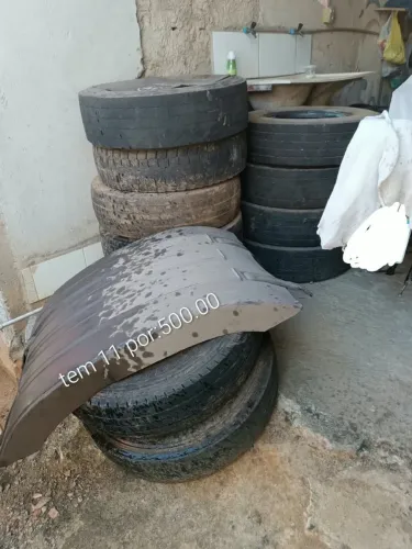 Vende-se pneus pra carros 