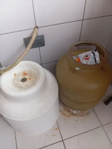 Gás