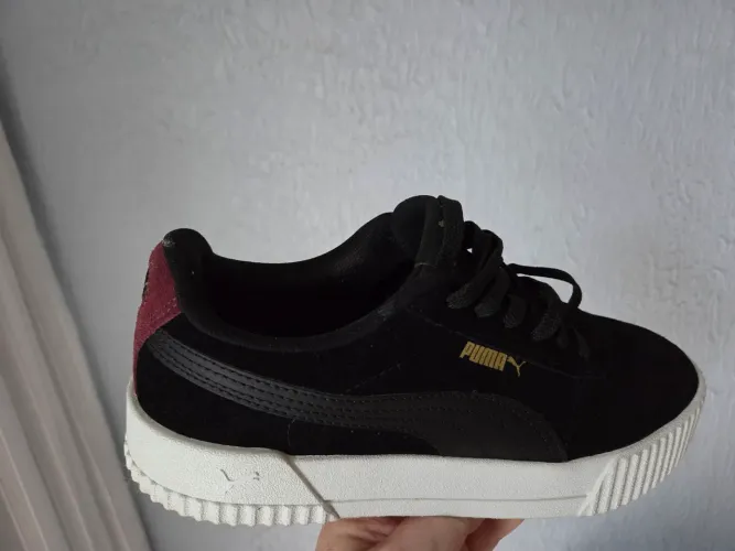 Vendo Tênis Puma fem.camurça tam 38 novo