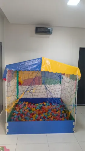 PISCINA DE BOLINHAS 1,5 x 1,5 m