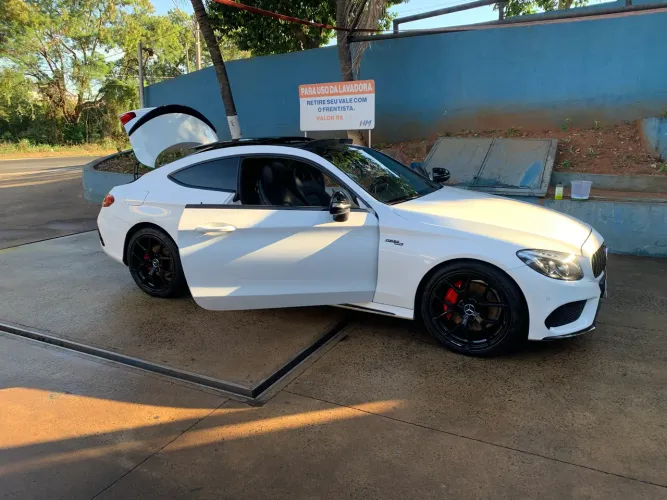 Mercedes-Benz C-250 Sport Coupe 2.0 16V 211cv Aut. 2016