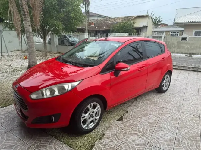 Ford Fiesta 1.5 16V Flex Mec. 5P 2014