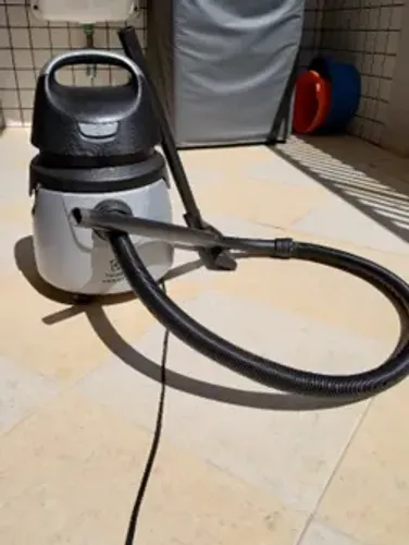 Aspirador de pó Electrolux modelo A10N1 Smart
