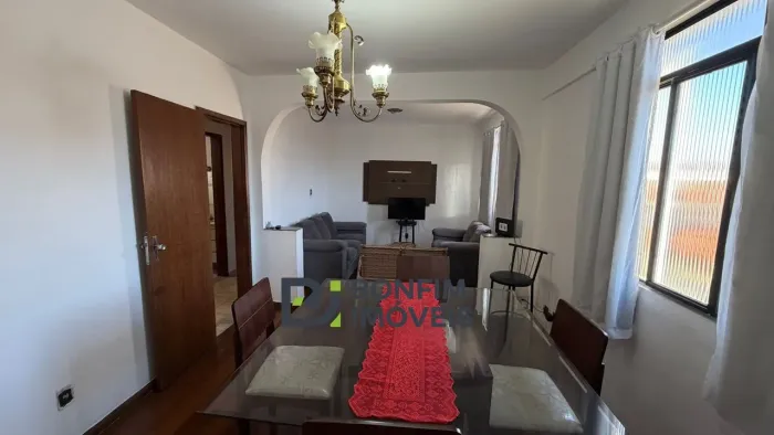 Apartamento no bairro Grã-Duquesa vendendo de porteira fechada - renda