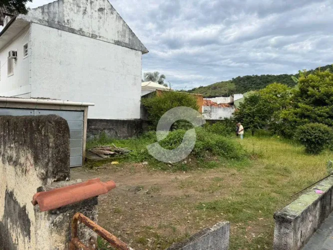 Terreno à venda, 360 m² por R$ 1.100.000 - Piratininga- Niterói/RJ