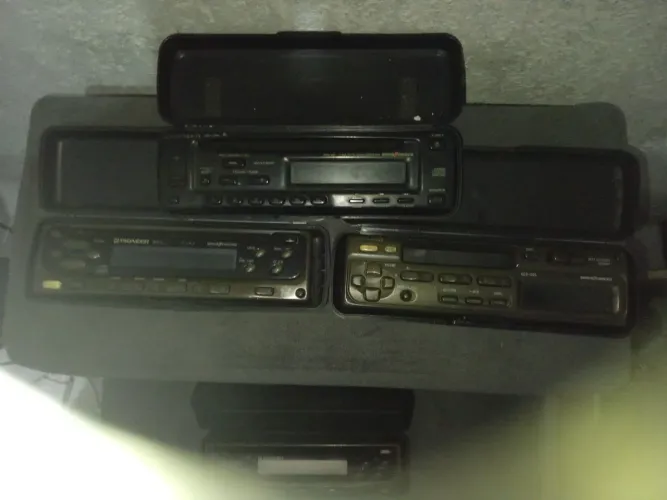 Frente de CD e toca-fita Pioneer