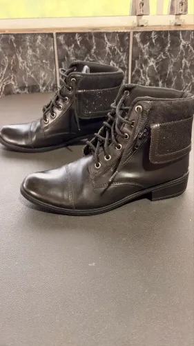 Bota coturno  feminino 