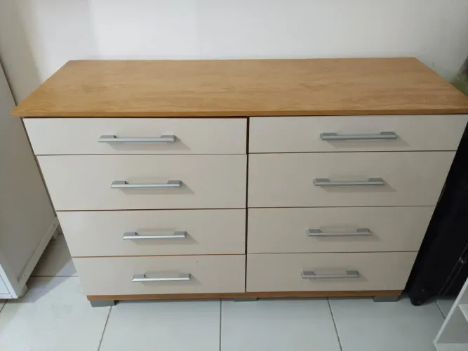 Cômoda 8 gavetas
