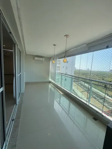Super ventilado/Imóvel para aluguel tem 131 metros quadrados com 3 quartos em Calhau - São
