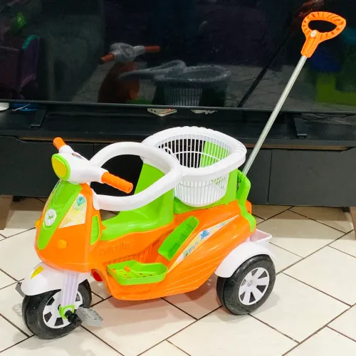 Carrinho Triciclo Motoca Moto Duo Totoca Totoquinha Gêmeas Gêmeos Gemelar Calesita 1037