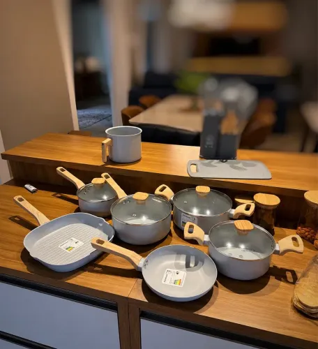 Kit Cozinha Completa | Panelas Indução + 12 Pratos + 12 Copos | R$ 519,90