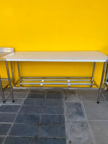 NZ. Mesa inox 1,90x70