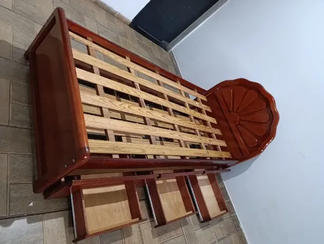 Cama Solteiro com cama Auxiliar