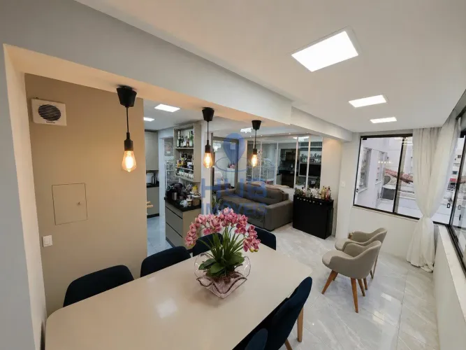 Apartamento com 2 dormitórios à venda sendo 1 suíte, 84.0 m² por - R$ 1.250.000,00 - Centr