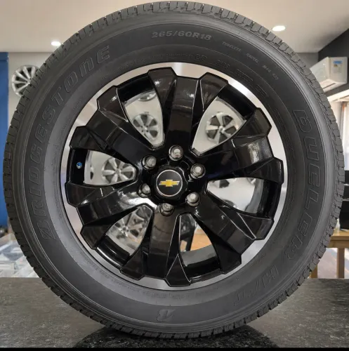 Rodas aro 18 gm chevrolet novas + pneus Bridgestone 90%