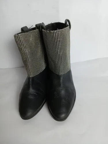 Bota coturno schutz cano curto