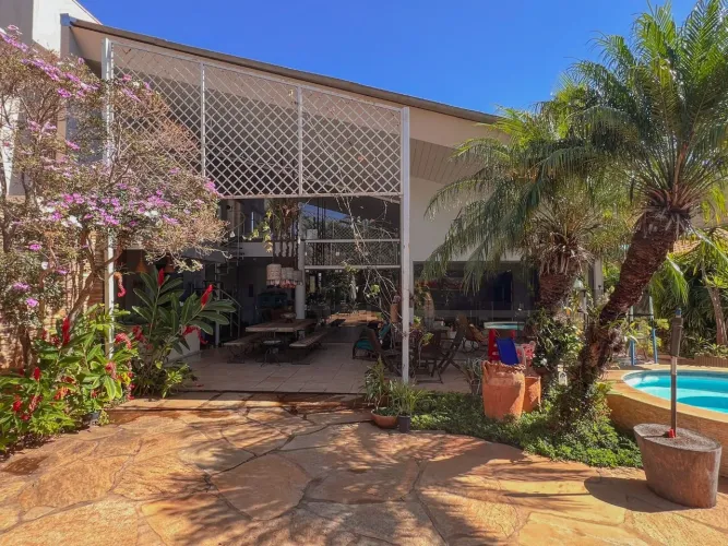 Casa à venda no Condomínio Guanambi em Uberlândia