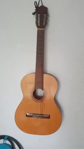 Violao di giorgio com capa