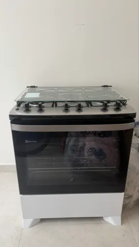 Fogão 5 bocas Electrolux Branco Efficient com Mesa Inox, PerfectCook e VaporBake 