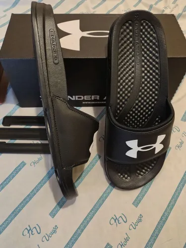 Chinelo Under Armour, Tam. 41/42, Novo