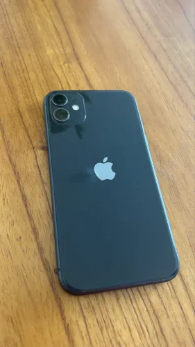 iPhone 11 - 64Gb