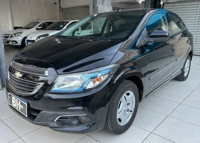 Chevrolet Onix Hatch LT 1.0 8V Flex Power Mec. 4P 2013