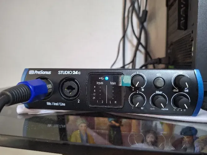 Interface de Audio PreSonus Studio 24c