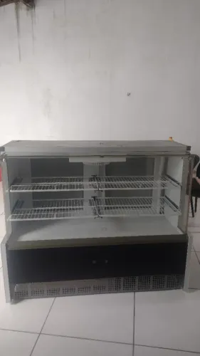Vitrine Refrigerada Ar Forçado Gelopar Gpfa 140cm