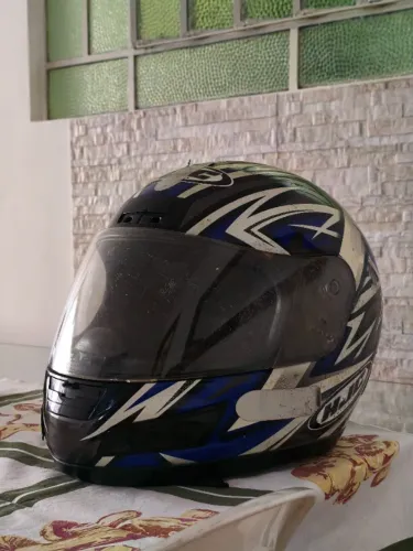 Capacete HJC tamanho 56