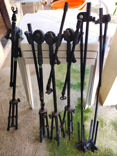 6 pedestais para microfone