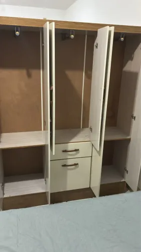 guarda-roupa casal 6 portas