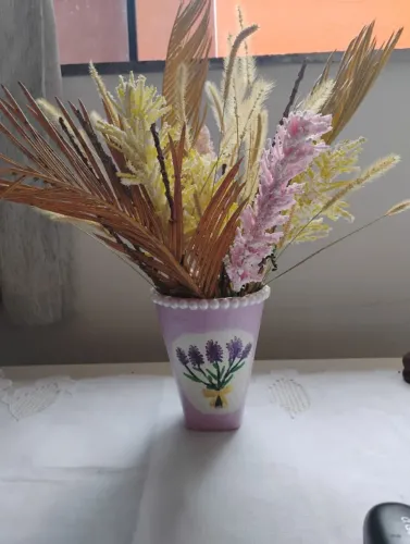 Vaso decorativo com arranjo
