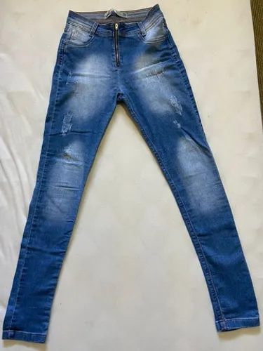 calça jeans - tamanho 40 - semi nova