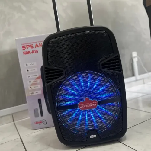 Caixa de Som Bluetooth com Microfone Sem Fio 1800w de Potencia