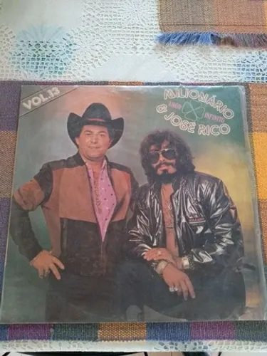 2 LPs Vinil Milionário e José Rico