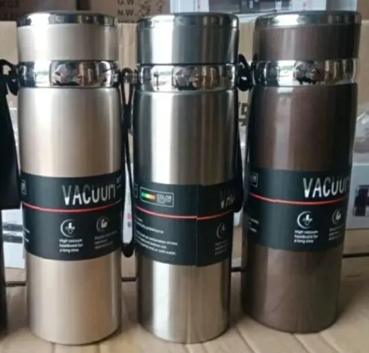 Garrafa Termica  600ML Novo na CX- R$ 95,00
