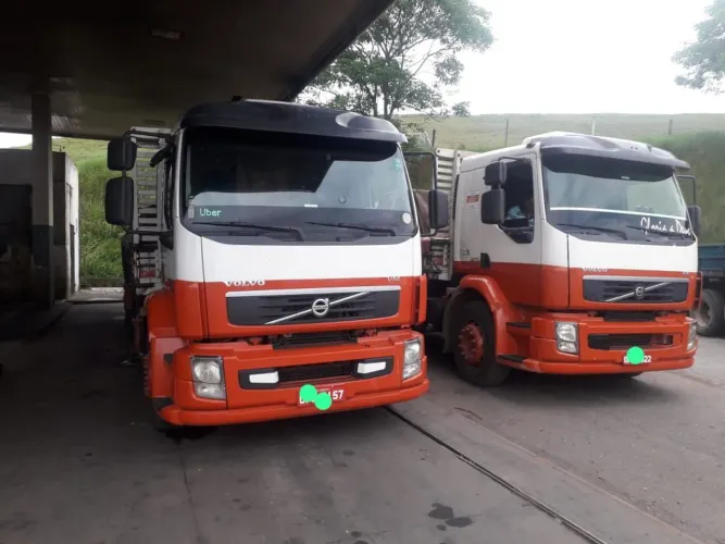 Volvo VM 270 - 6 X 2 - R - 2012
