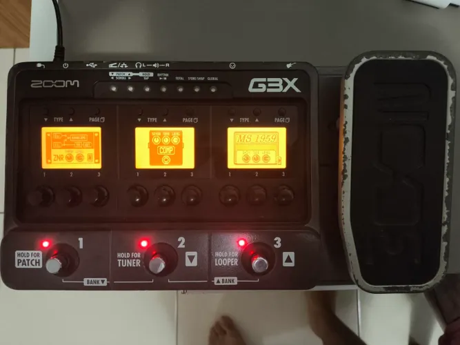Zoom G3X Multi-Efeitos para Guitarra