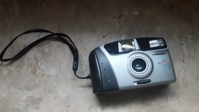 Câmera Fotográfica Analógica Mirage Titanium