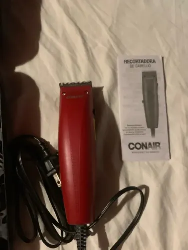 Máquina de cortar cabelo 127 V NOVA!!!