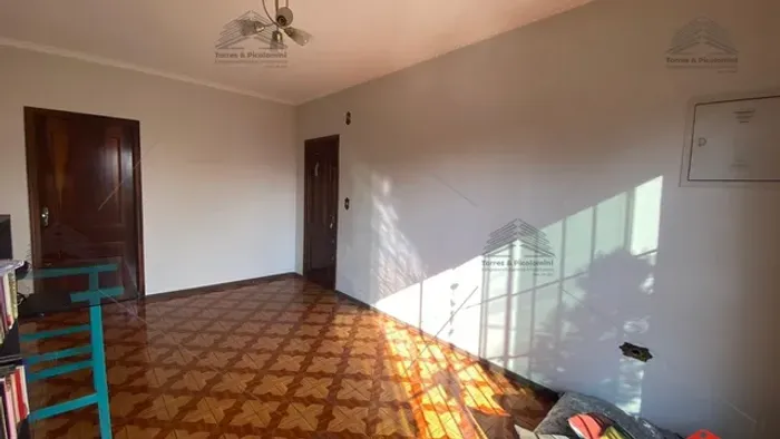 Sobrado de 200 m² a venda na Vila Alpina, com 3 dormitórios, 2 banheiros, sala, cozinha pl
