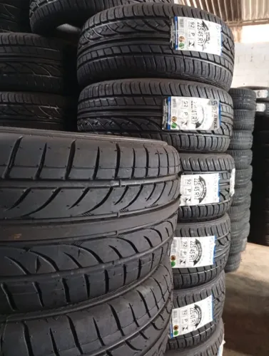 Chega de andar sem segurança, venha pra RL, pneu 235/70 R16